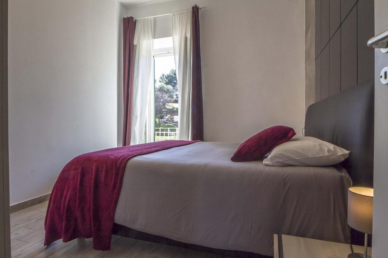 Le Dimore In Centro Con Parcheggio E Self Check-In Matera Luaran gambar