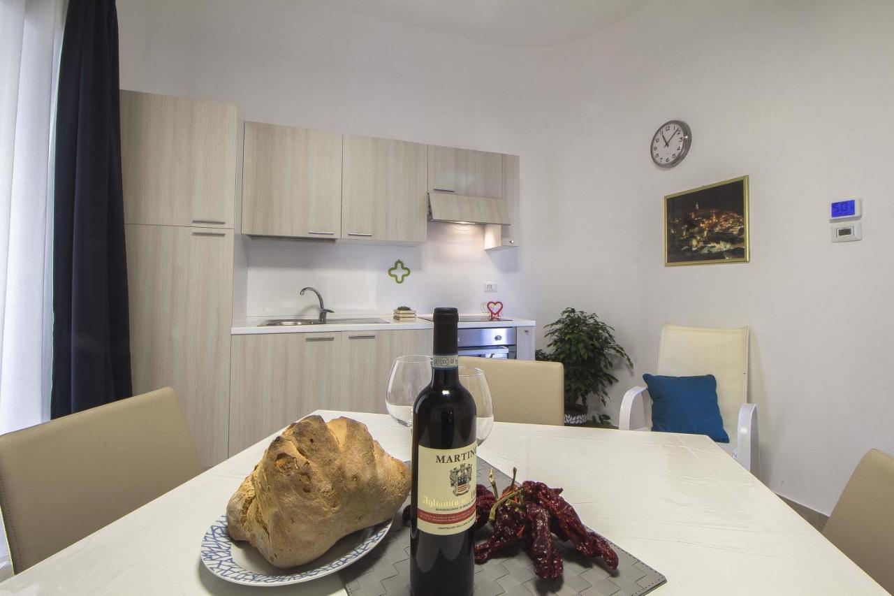 Le Dimore In Centro Con Parcheggio E Self Check-In Matera Luaran gambar